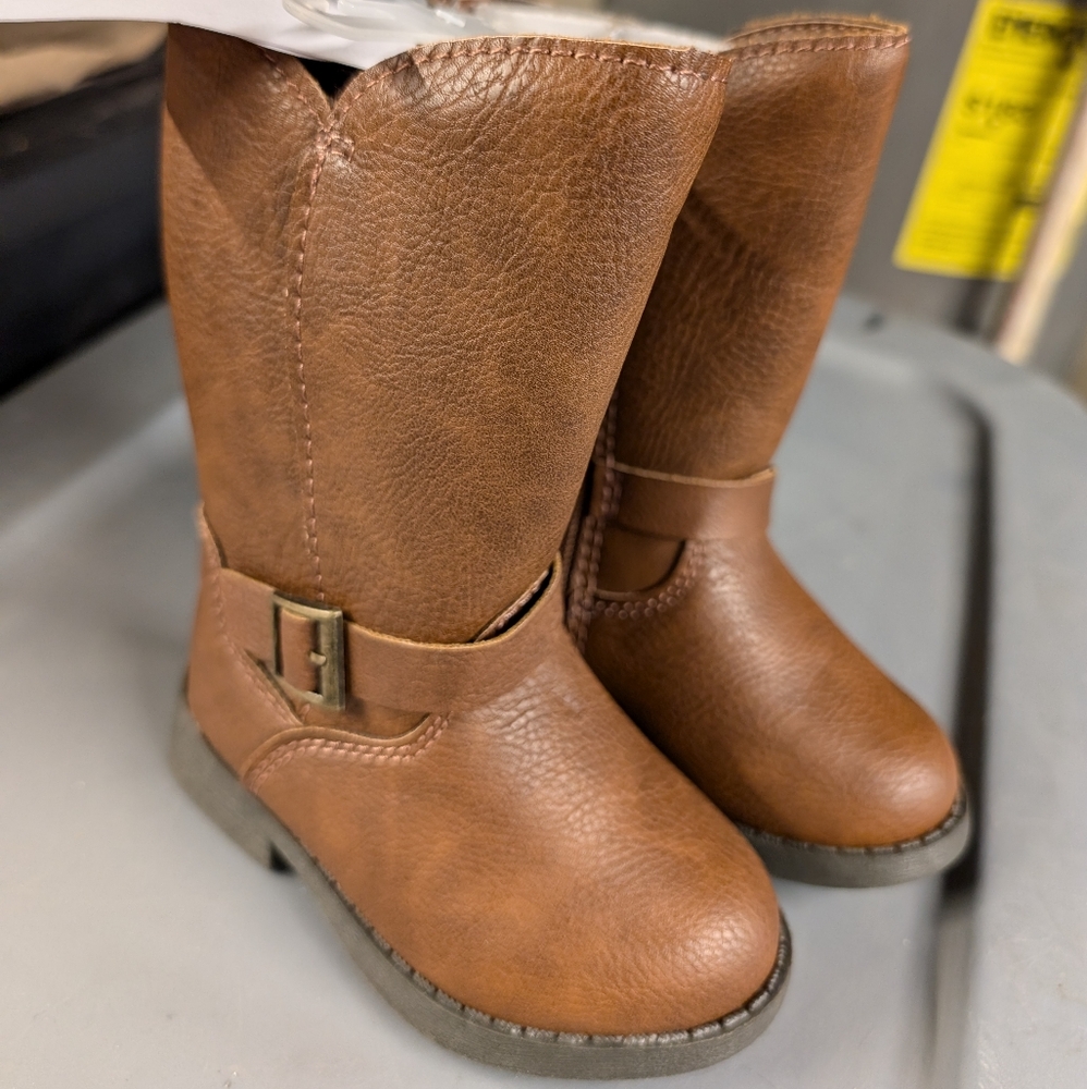 NWT Oshkosh brown faux leather toddler riding boot size 5